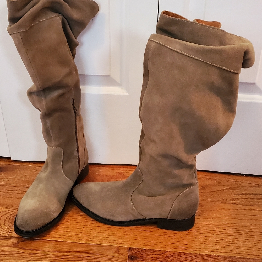 Tan suede slouchy boho boots - Picture 2 of 4